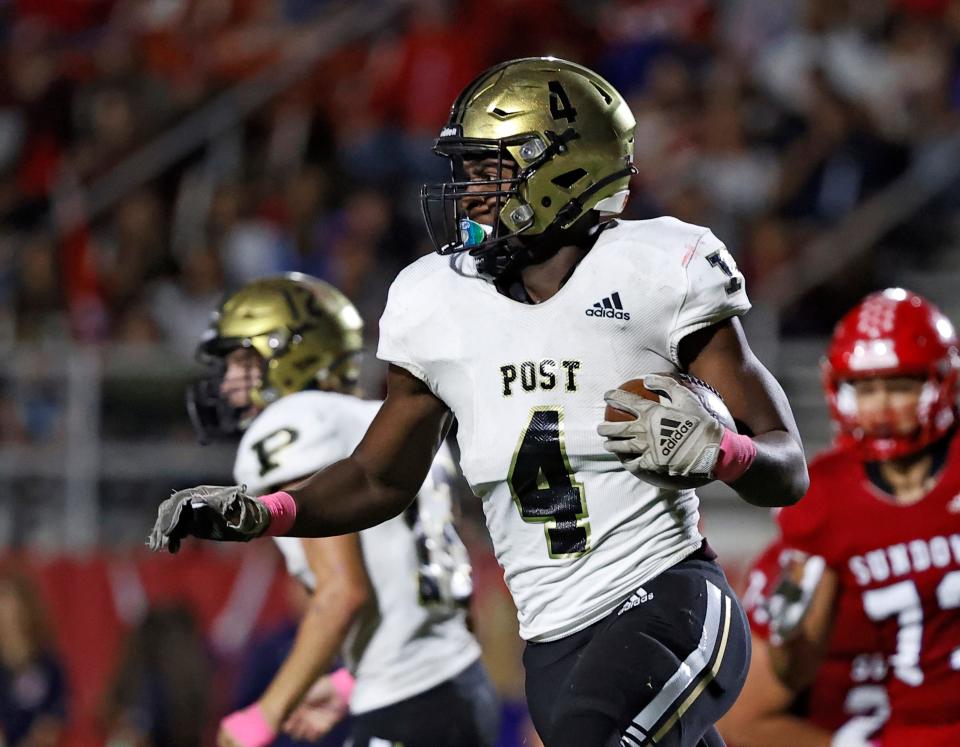 Post's Isaiah Crawford (4) runs with the ball during the game against Sundown, Friday, Oct. 8, 2021, in Sundown, Texas.