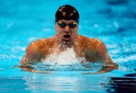 En 2004, Brendan Hansen a échoué dans son objectif d’obtenir l’or dans chacune de ses épreuves individuelles, le 100 et le 200 mètres brasse. Sa performance à Pékin a été pour lui encore plus décevante avec une quatrième place au 100 mètres brasse, sa seule épreuve individuelle. Peu de temps après, il a pris la décision de se retirer, mais en janvier 2011 il est revenu sur sa décision et a effectué un retour à la compétition. Une victoire au 100 mètres brasse lors des qualifications olympiques lui a permis d’obtenir son billet pour les Jeux de 2012. (Jamie Squire/Getty Images)