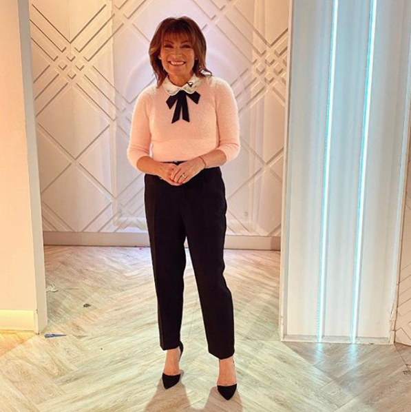 Lorraine Kelly works this season’s biggest jumper trend