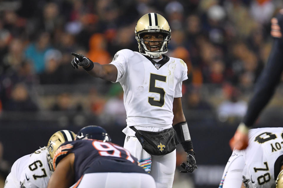 CHICAGO, IL - OCTOBER 20: New Orleans Saints quarterback Teddy Bridgewater (5) points down field in game action during a game between the Chicago Bears and the New Orleans Saints on October 20, 2019 at Soldier Field in Chicago, IL. (Photo by Robin Alam/Icon Sportswire via Getty Images)