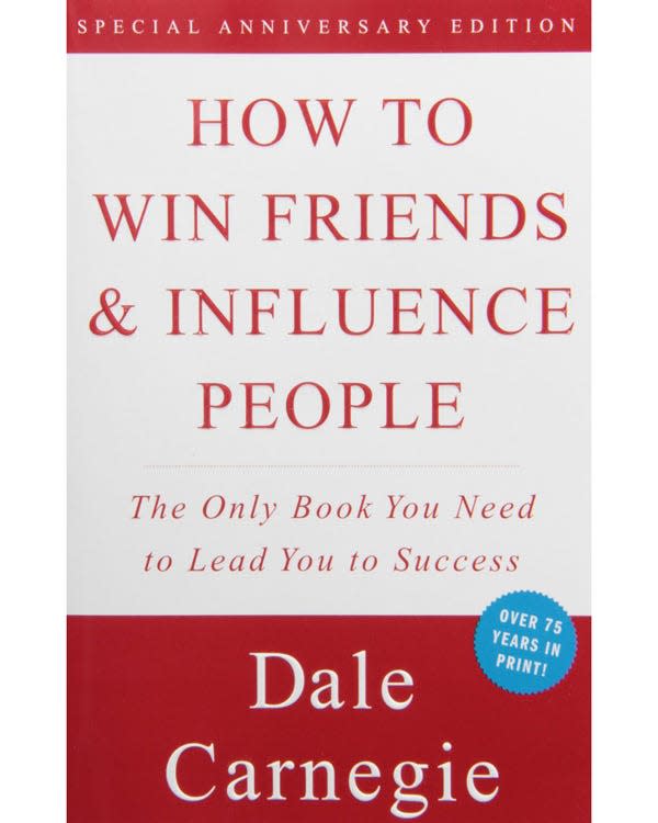 Dale Carnegies berühmtes Selbsthilfebuch "How to Win Friends & Influence People" wurde erstmals 1936 veröffentlicht. - Copyright: Amazon