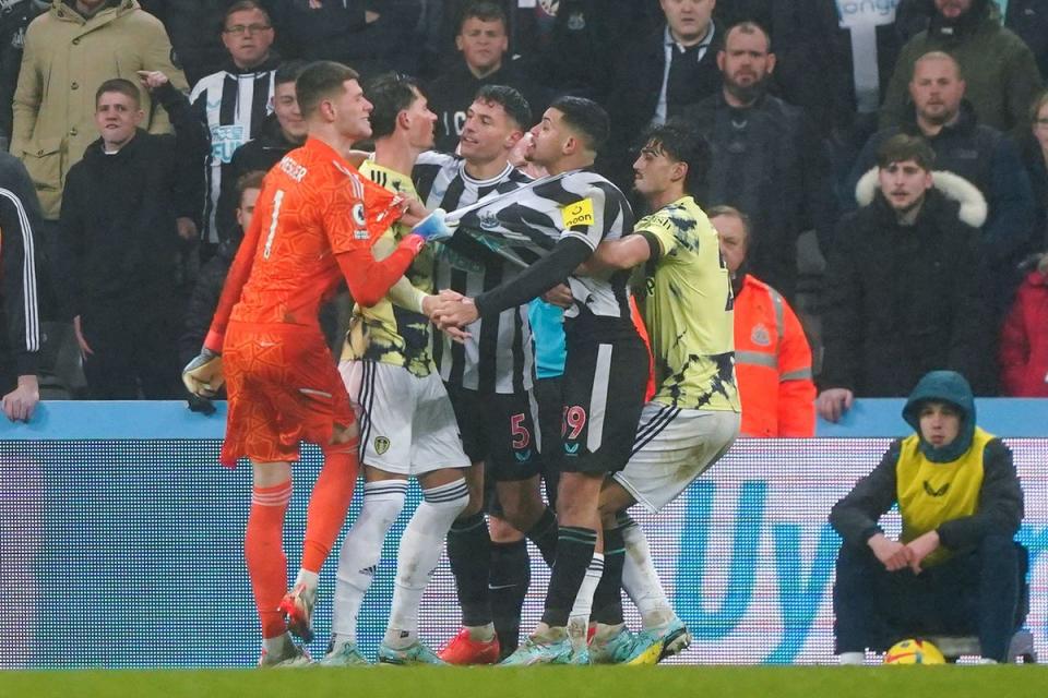 Tempers flare between players during the Premier League match at St. James’ Park, Newcastle upon Tyne. Picture date: Saturday December 31, 2022. (PA Wire)