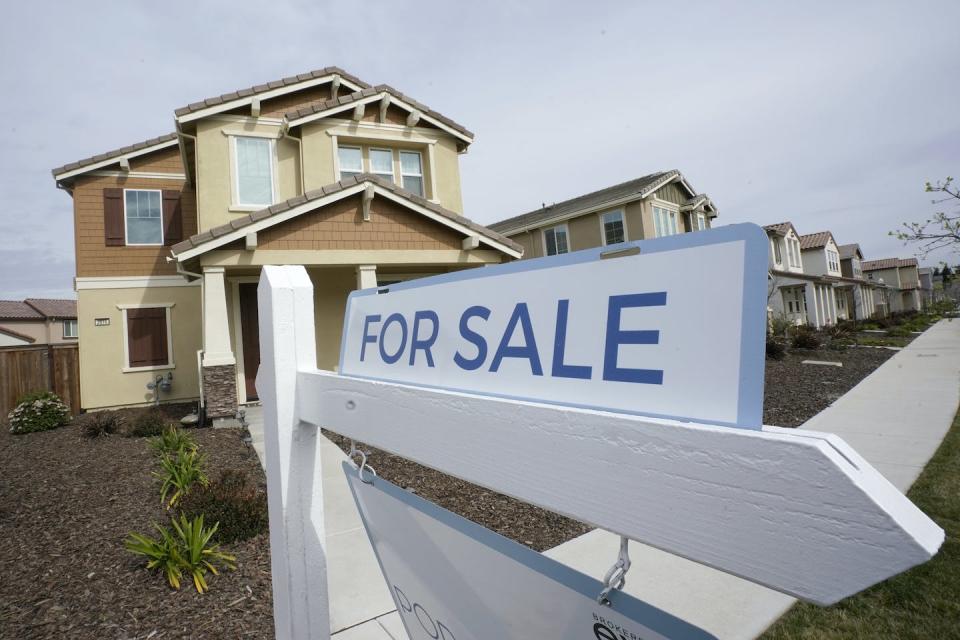The Fed’s interest rate hikes are starting to sap demand for new homes – the one way policymakers can fight inflation. <a href="https://newsroom.ap.org/detail/California-Jobs/a4b41f5edbd7435980dffea5fbc19632/photo?Query=inflation%20home%20sale&mediaType=photo&sortBy=arrivaldatetime:desc&dateRange=Anytime&totalCount=10&currentItemNo=2" rel="nofollow noopener" target="_blank" data-ylk="slk:AP Photo/Rich Pedroncelli;elm:context_link;itc:0;sec:content-canvas" class="link ">AP Photo/Rich Pedroncelli</a>