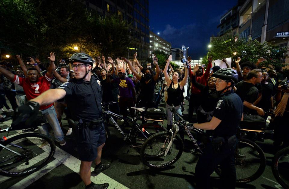 Protests erupt after deadly police shooting in Charlotte, N.C