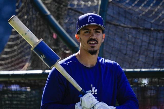 Dodgers option slumping rookie Miguel Vargas. So who plays second