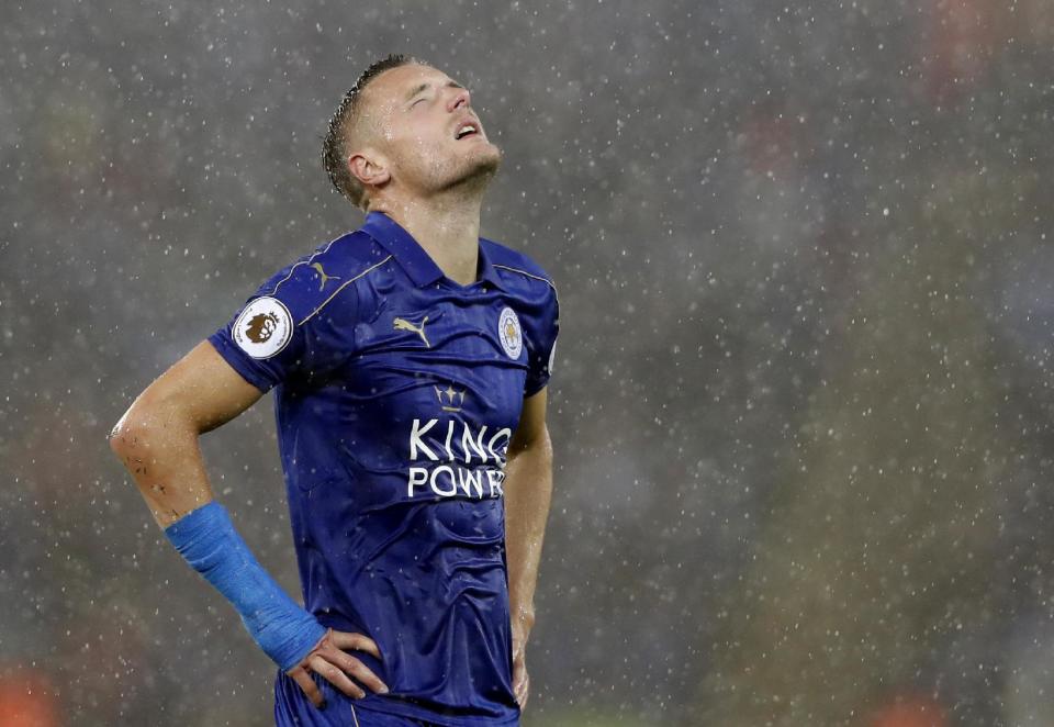 Football Soccer Britain - Leicester City v Swansea City - Premier League - King Power Stadium - 27/8/16 Leicester City's Jamie Vardy Action Images via Reuters / Carl Recine Livepic EDITORIAL USE ONLY. No use with unauthorized audio, video, data, fixture lists, club/league logos or "live" services. Online in-match use limited to 45 images, no video emulation. No use in betting, games or single club/league/player publications. Please contact your account representative for further details.