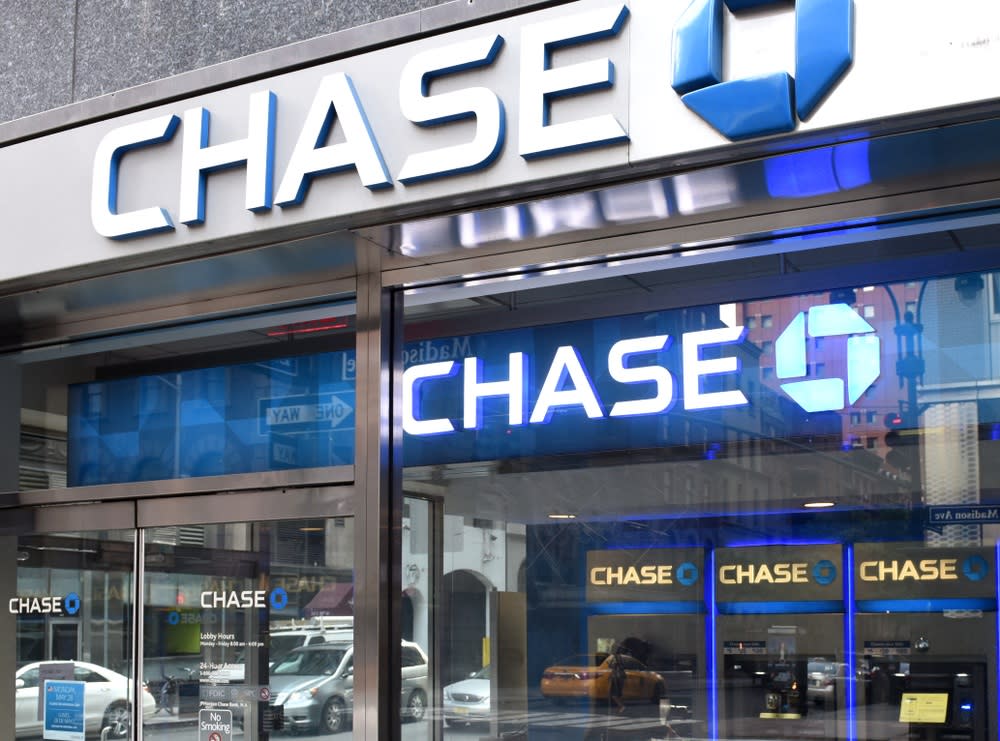 This crypto startup says that JP Morgan Chase closed their bank account without giving them an explanation. | Source: Shutterstock