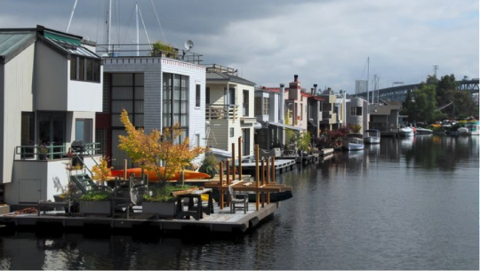 <b>Luxus in Seattle</b><br>Die luxuriöse, geschlossene Gemeinschaft an Seattles Roanoke Riff ist eine der besten und teuersten Gegenden für ein schwimmendes Haus. (Bild: 10roanoke)