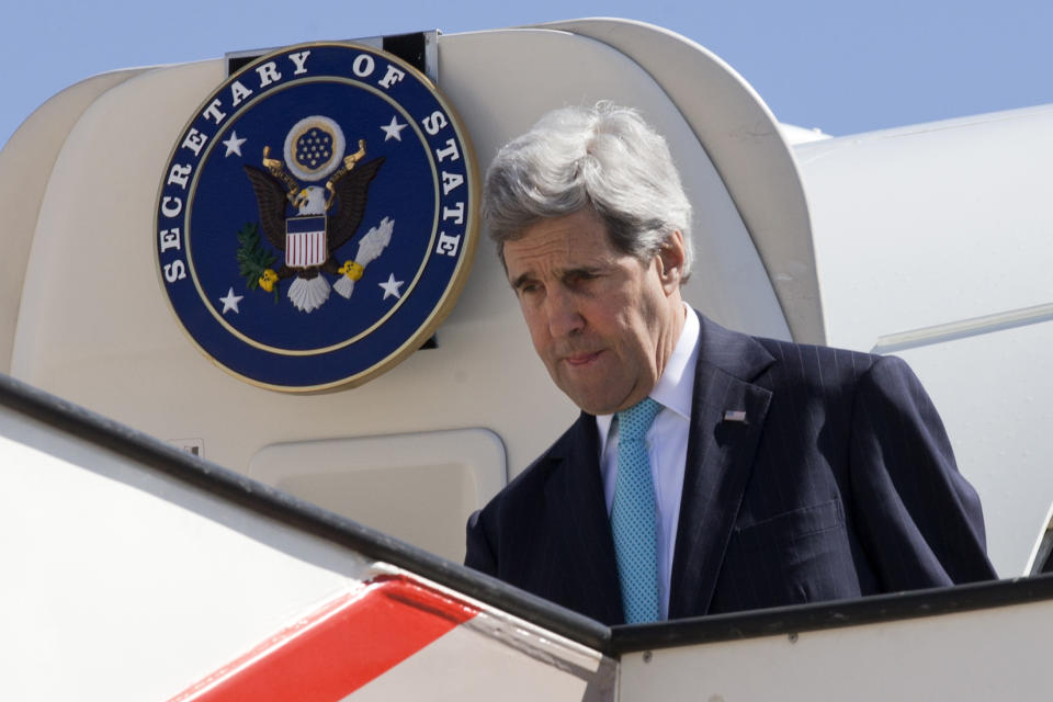 U.S. Secretary of State John Kerry arrives in Amman, Jordan on Wednesday, March 26, 2014. Kerry arrived in Jordan in hopes of jump-starting foundering Mideast peace talks just as Arab leaders released a communique saying they will never recognize Israel as a Jewish state. (AP Photo/Jacquelyn Martin, Pool)