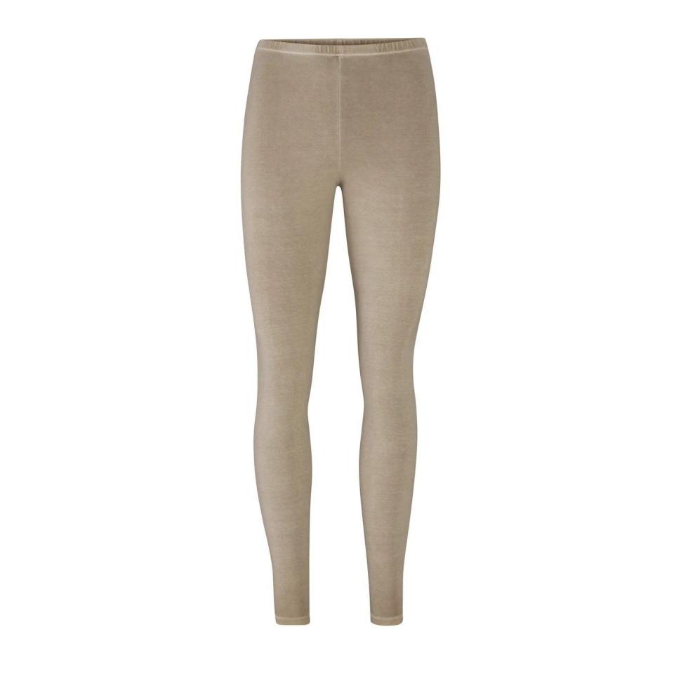 8) Outdoor Legging