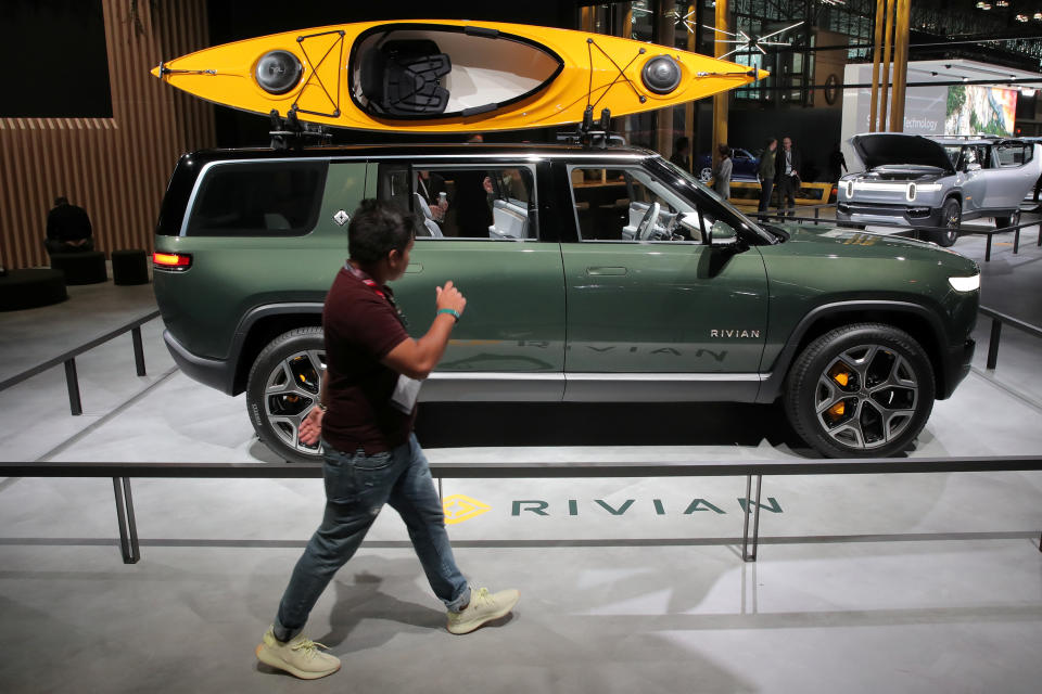 A Rivian R1S All-Electric SUV is displayed at the 2019 New York International Auto Show in New York City, U.S, April 17, 2019. REUTERS/Brendan McDermid