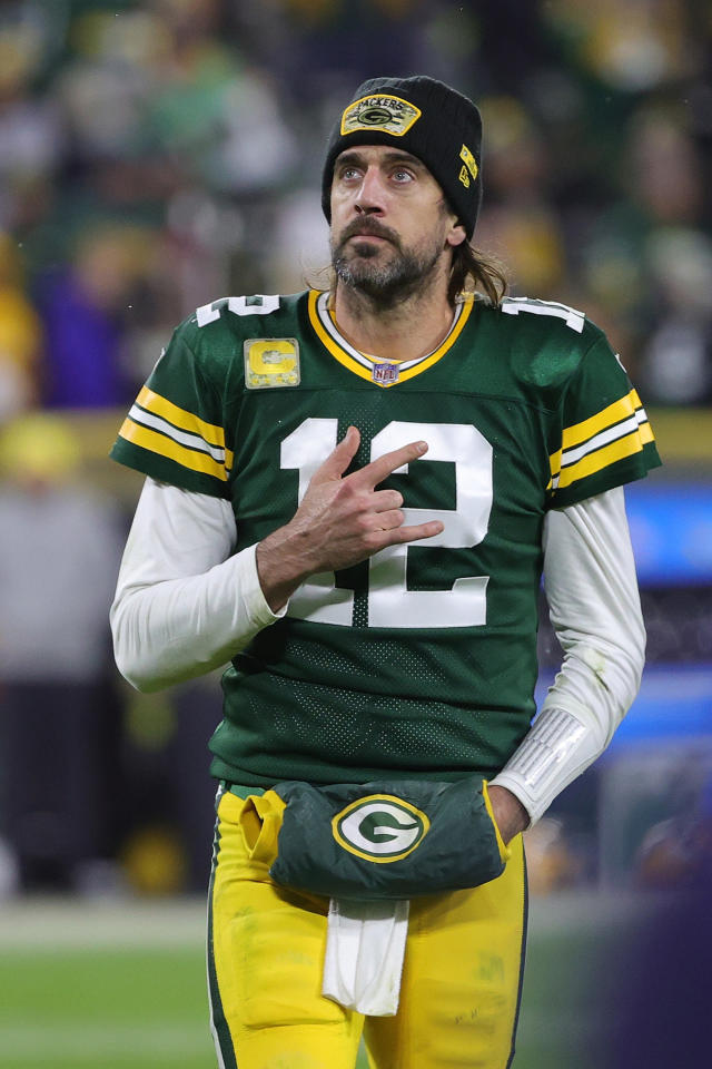 Aaron Rodgers apologizes for 'shrapnel' of COVID-19 remarks: 'I