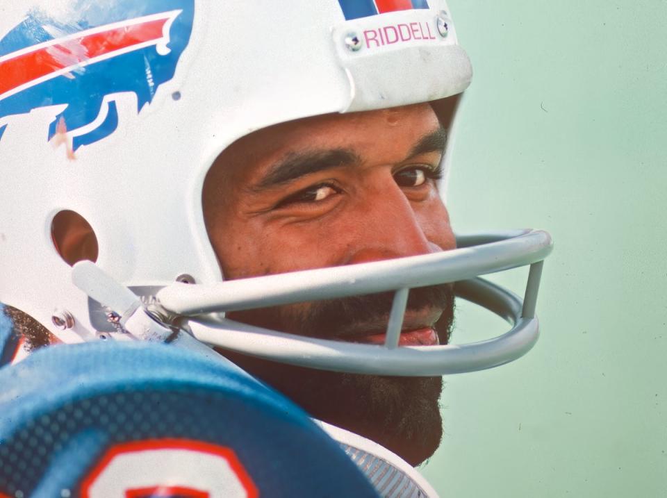 Running back O.J. Simpson of the Buffalo Bills looks on from the sideline during a game against the Denver Broncos at Rich Stadium on October 5, 1975 in Orchard Park, New York (Getty)