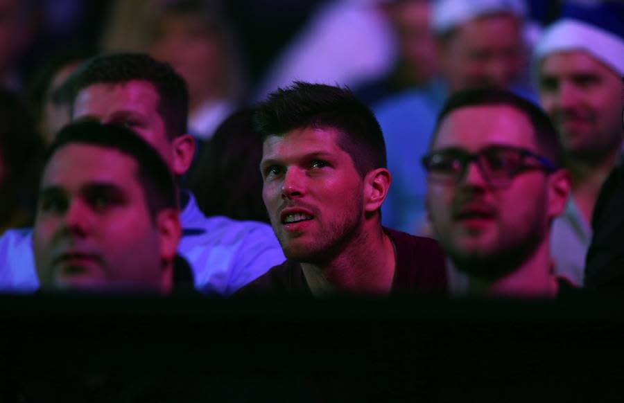 Ebenso Klaas-Jan Huntelaar. Der Schalke-Stürmer ist bekennender Fan von "Barney"