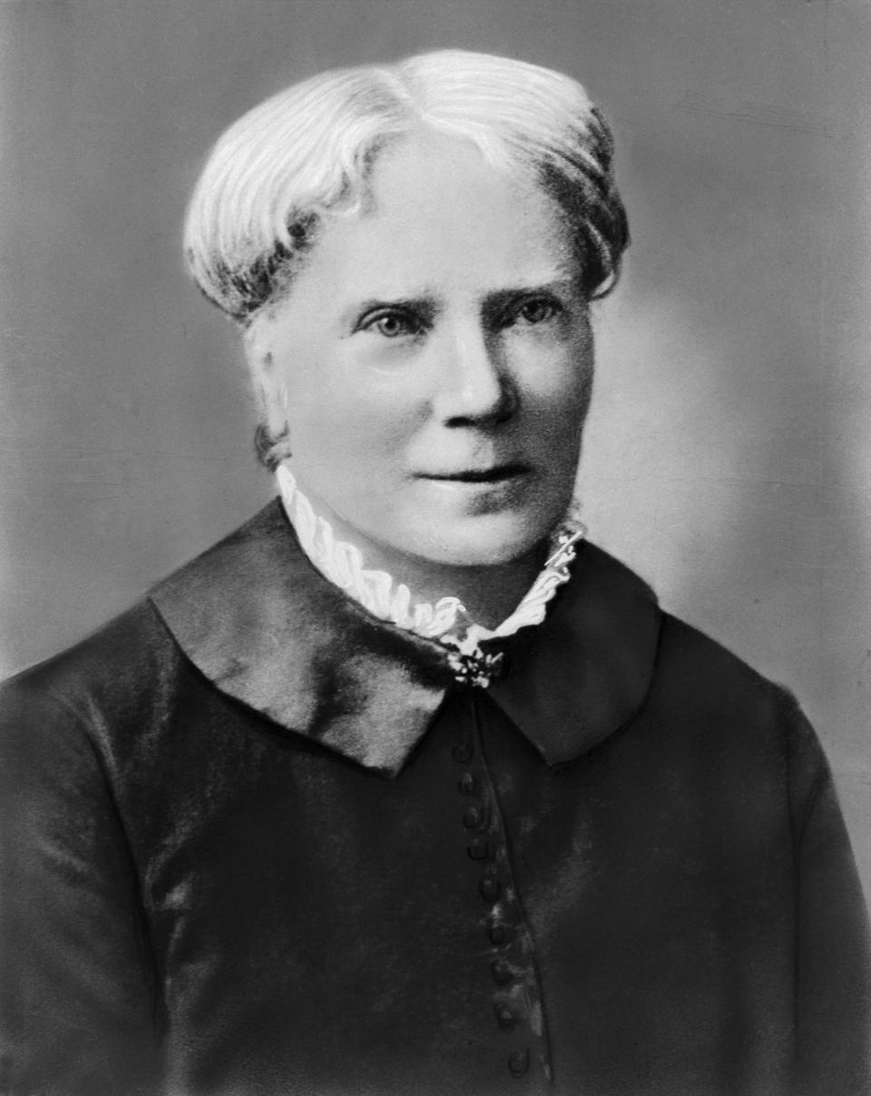 (Original Caption) Head and shoulders portrait of Elizabeth Blackwell (1821-1910), the first woman (in 1849), to receive a medical degree in the U.S. Undated photograph.