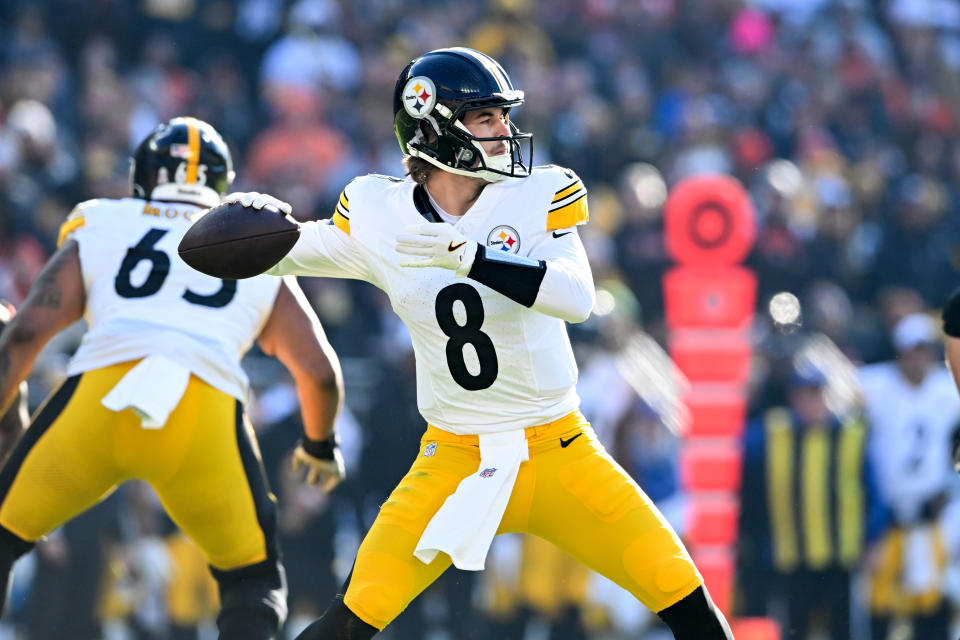 Kenny Pickett, quarterback de los Pittsburgh Steelers,  apenas lanzó 6 pases de touchdown en la temporada 2023. (Foto: Nick Cammett/Diamond Images via Getty Images)