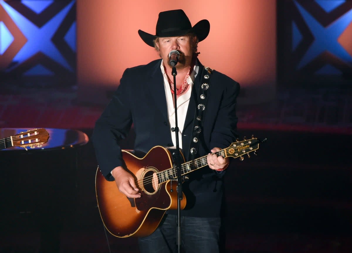 Toby Keith Cancer (Evan Agostini/Invision/AP)