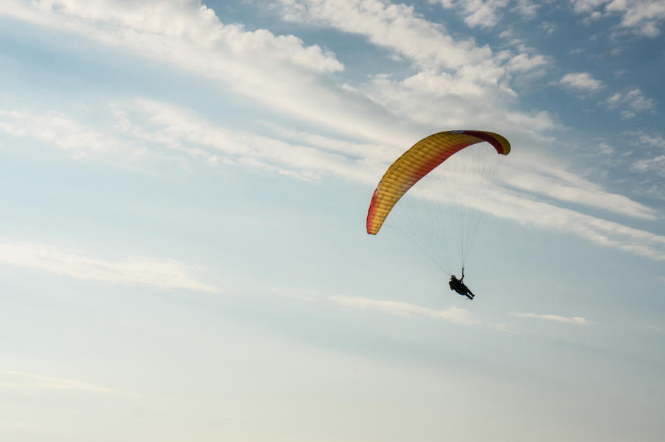 How about getting a bird’s-eye-view of the great outdoors – with an added thrill factor? Just south of London, Woldingham is a pretty village in the North Downs that comes alive with paragliders and hang gliders when the weather is fine. Take to the skies with <a href="http://www.greendragons.co.uk/index.shtml" rel="nofollow noopener" target="_blank" data-ylk="slk:Green Dragons;elm:context_link;itc:0;sec:content-canvas" class="link ">Green Dragons</a> – organise tandem paragliding tours and hang gliding experiences. Travel time: 33 minutes (train from Victoria to Woldingham). <em>[Photo: Getty]</em>