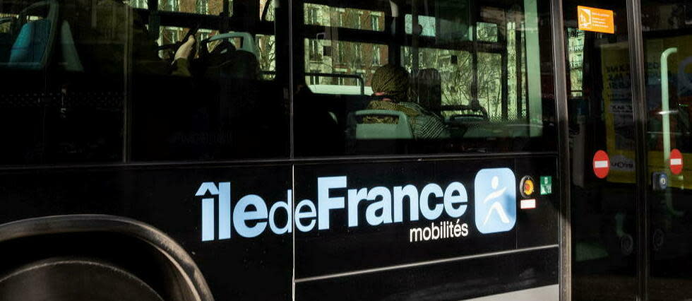 La RATP cherchait toujours 800 chauffeurs de bus fin août.  - Credit:RICCARDO MILANI / Hans Lucas / Hans Lucas via AFP