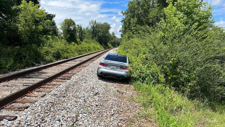 Florida Highway Patrol officials announced that a Georgia man was arrested after he allegedly stole a 2022 gray BMW and led Bay County law enforcement on a high-speed chase into Jackson County on Saturday afternoon.