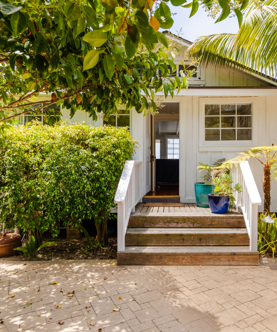 Ashton Kutcher and Mila Kunis's Airbnb