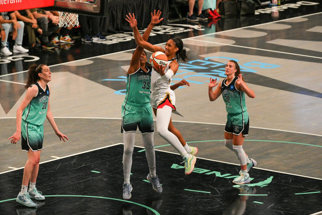 Aces' Becky Hammon sounds off on defensive mishaps in loss to Liberty
