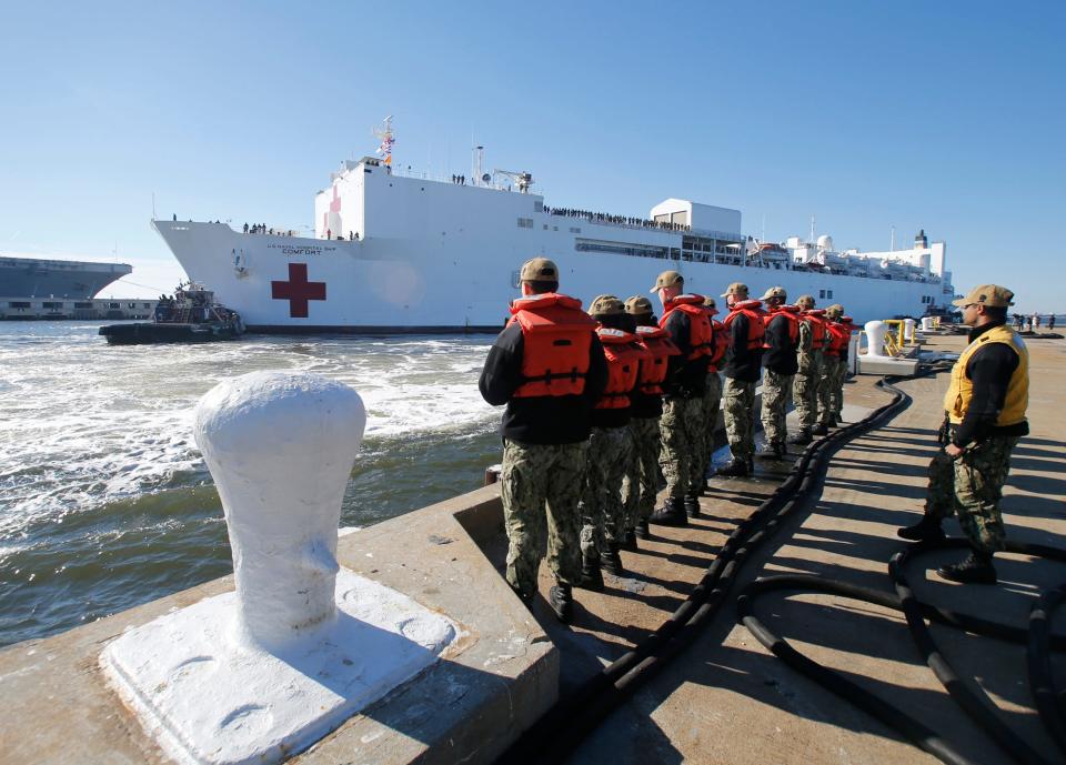 USNS Comfort 18