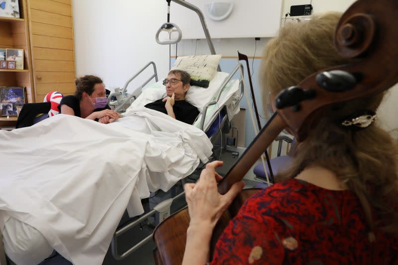 Cellist plays music for patients in end-of-life care home, in Paris