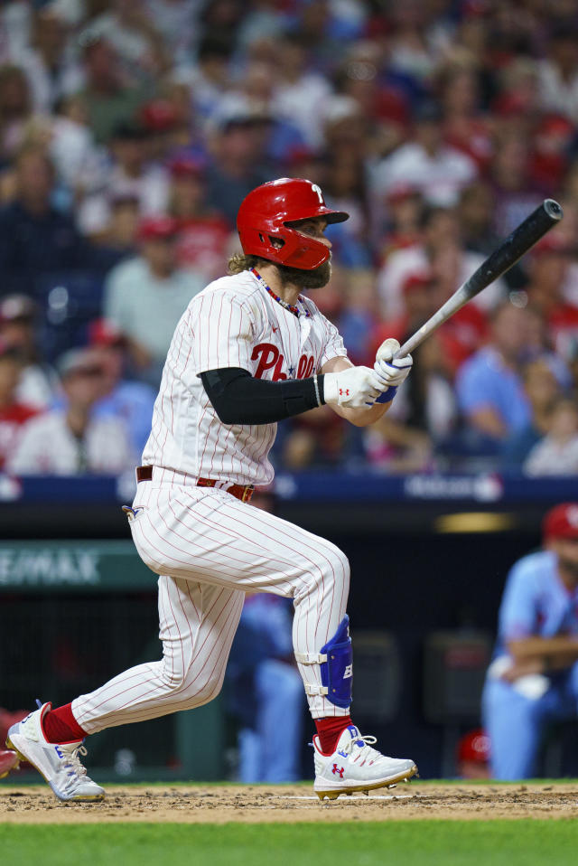 Phillies hit three homers in 12-1 win over Cardinals Saturday