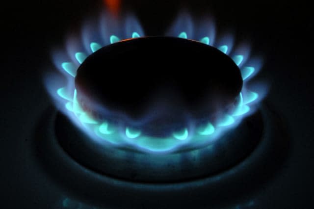 Energy firms overcharging customers £120