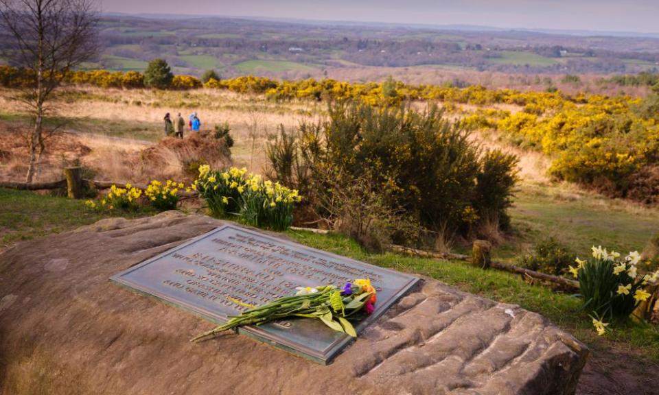 Commemoration stone for AA Milne and EH Shepard at Gills Lap.