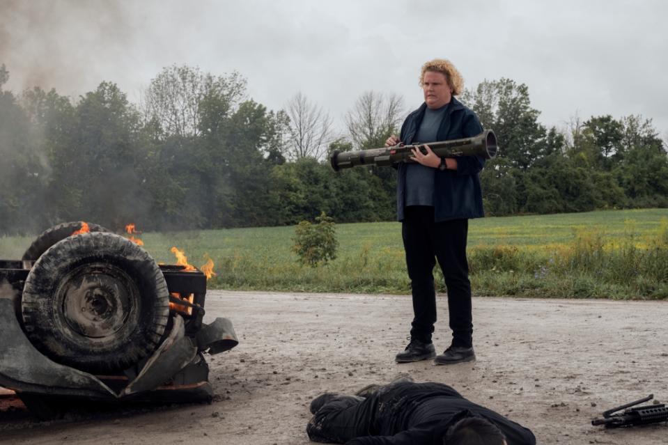 Fubar. Fortune Feimster as Roo Russell in episode 107 of Fubar. Cr. Christos Kalohoridis/Netflix © 2023