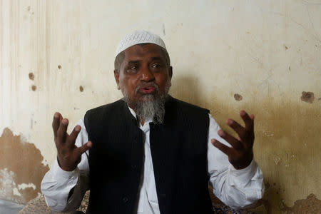 Noor Hussain Arakani, organizer of the Rohingya Solidarity Organization (RSO) gestures during an interview with Reuters at his residence in Arkanabad neighborhood in Karachi, Pakistan September 7, 2017. REUTERS/Akhtar Soomro