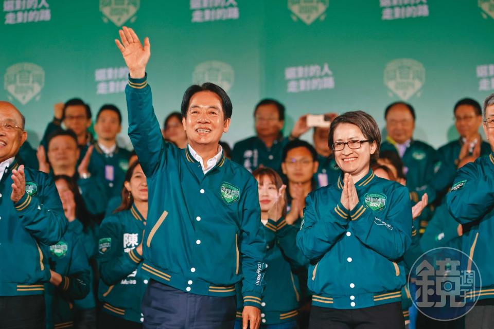 賴清德（前左）與蕭美琴（前右）搭檔贏得今年初的總統大選，隨後與童子賢見面，邀童接下首任閣揆卻未果。