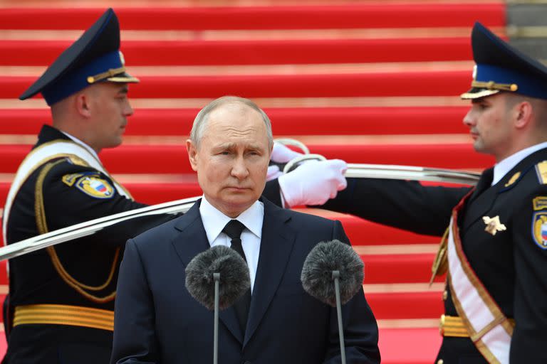 El presidente ruso, Vladímir Putin, llega para pronunciar un discurso en el Kremlin, en Moscú, Rusia, el martes 27 de junio de 2023