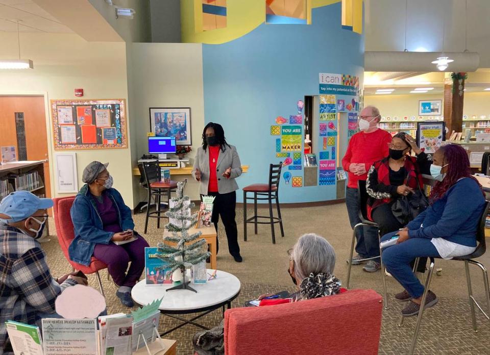 Residents from Hidden Valley and surrounding neighborhoods gather at Sugar Creek Library to meet the Charlotte Observer editors and reporters on Jan. 19, 2023.