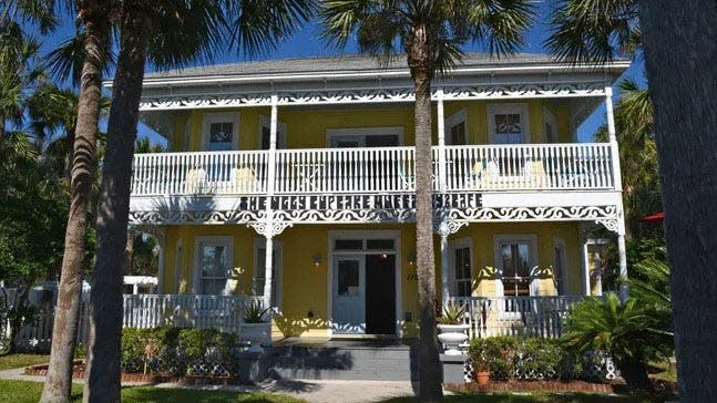 The Ugly Cupcake Muffinry Jacksonville Beach