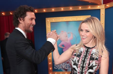 Reese Witherspoon and Matthew McConaughey brought their kids to the “Sing” premiere, and it was adorable!