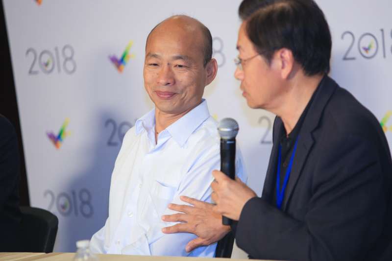 20181119-高雄市長候選人韓國瑜、陳其邁今（19）日於三立電視台舉辦辯論會。（簡必丞攝）