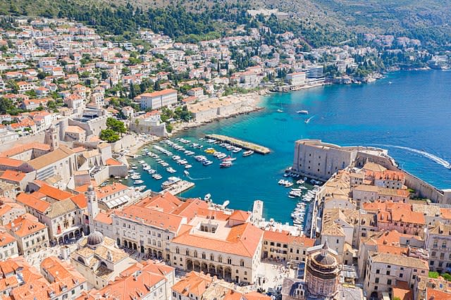 Ever since being featured in the Game of Thrones, Croatia’s Dubrovnik has become one of the most sought after destinations in the world with GoT enthusiasts and regular tourists alike. The city receives nearly 1.5 million tourists annually – a large number considering its small size. This has prompted Mayor Mato Frankovi to clamp down on overtourism by drawing measures such as regulating the timing of cruise ships and limiting it to two cruise ships a day with a maximum of 5,000 visitors, installing security cameras at city entrances to monitor and track visitors, and cutting down on restaurant tables and souvenir stands. <em><strong>Image credit:</strong></em> By dronepicr - The Old Port of Dubrovnik, Croatia, CC BY 2.0, https://commons.wikimedia.org/w/index.php?curid=82205228<em><strong>Image credit:</strong></em> By dronepicr - The Old Port of Dubrovnik, Croatia, CC BY 2.0, https://commons.wikimedia.org/w/index.php?curid=82205228