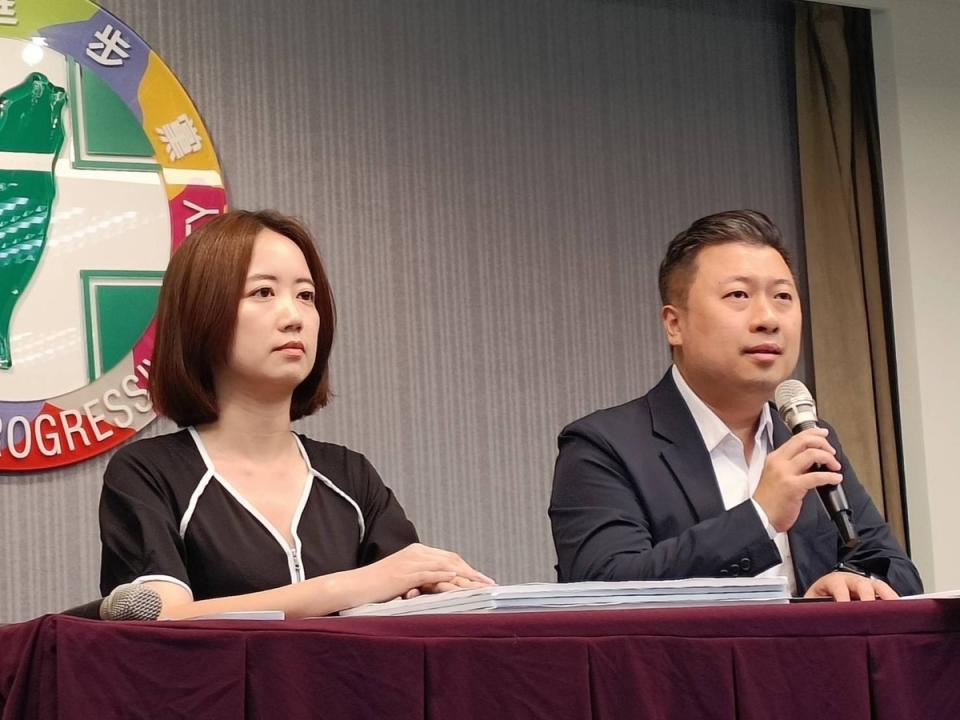 賴清德競選辦公室發言人戴瑋姍及民進黨發言人張志豪   圖：民進黨提供