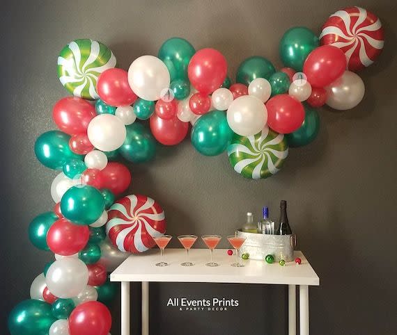 Peppermint DIY Balloon Garland Kit