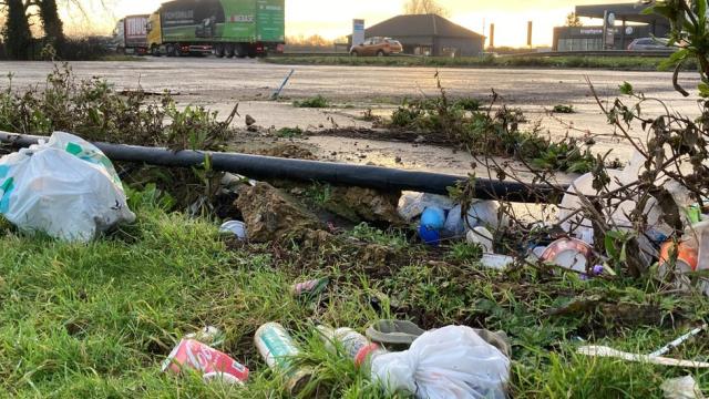 Who's responsible for roadside rubbish?