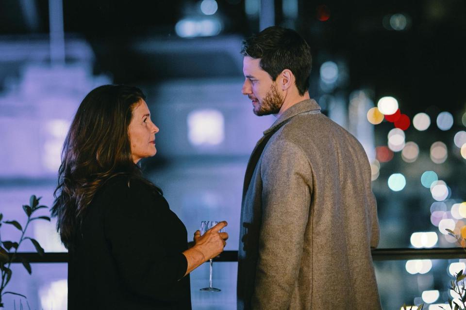 Julia Ormond and Ben Barnes in 'Gold Digger': BBC