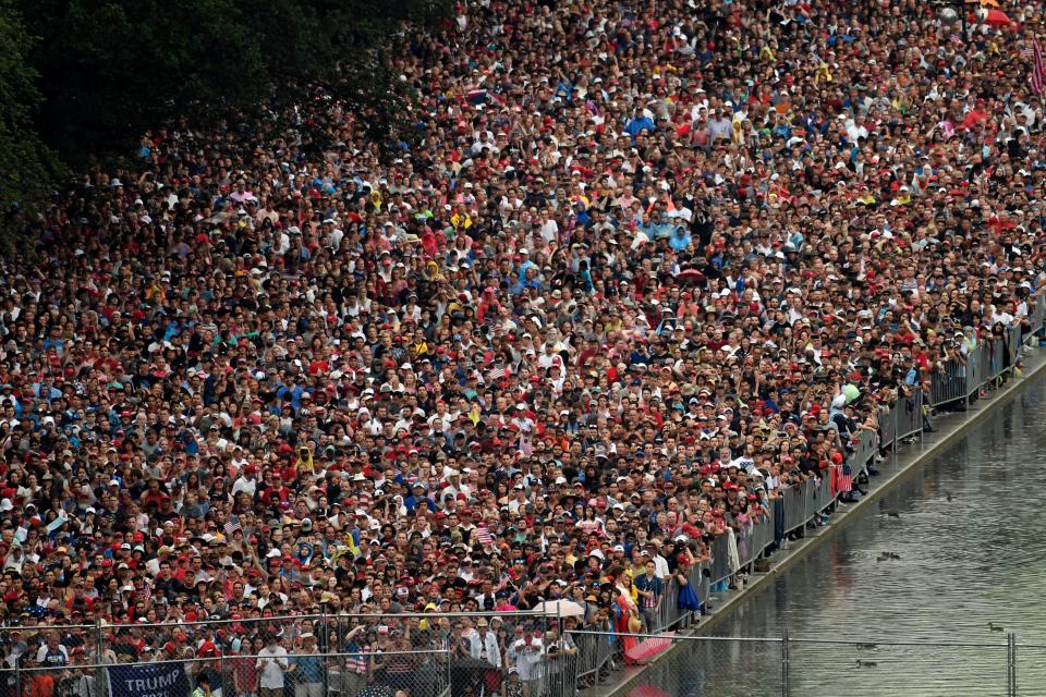 Miles de personas se congregaron en Washington DC en 2019 para la celebración del 4 de julio. (Getty Images)