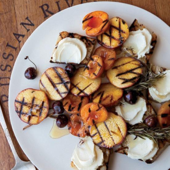 Grilled-Fruit Bruschetta with Honey Mascarpone