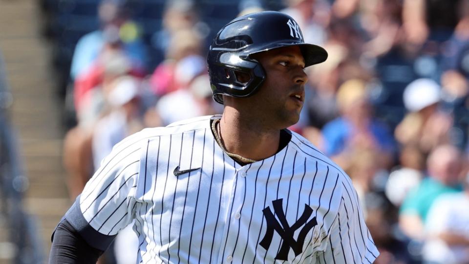 March 1, 2023;  Tampa, Florida, USA;  New York Yankees quarterback Aaron Hicks (31) singles during the fourth inning against the Washington Nationals at George M. Steinbrenner Stadium.  Mandatory credit: Kim Klement-USA TODAY Sports