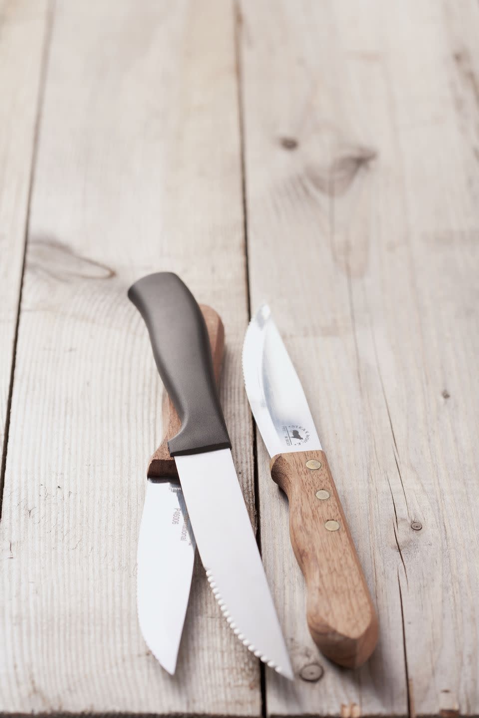 Dull Knives