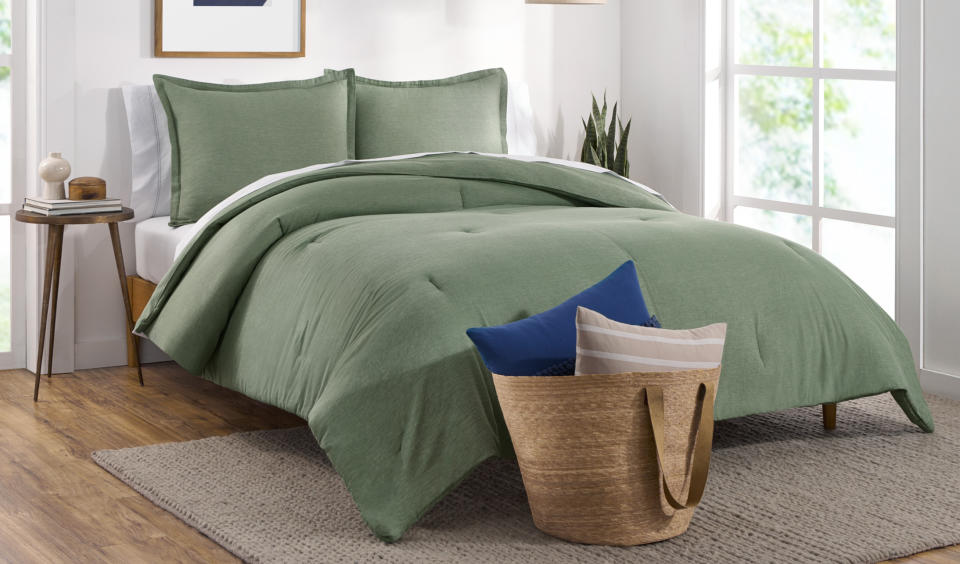 Upgrade your bedding for $55! (Photo: Walmart)