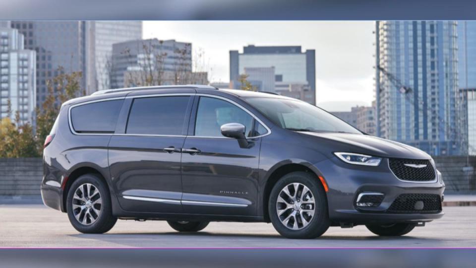 Chrysler Pacifica Hybrid被列為不值得購買的車款之一。（圖／翻攝自Chrysler官網）